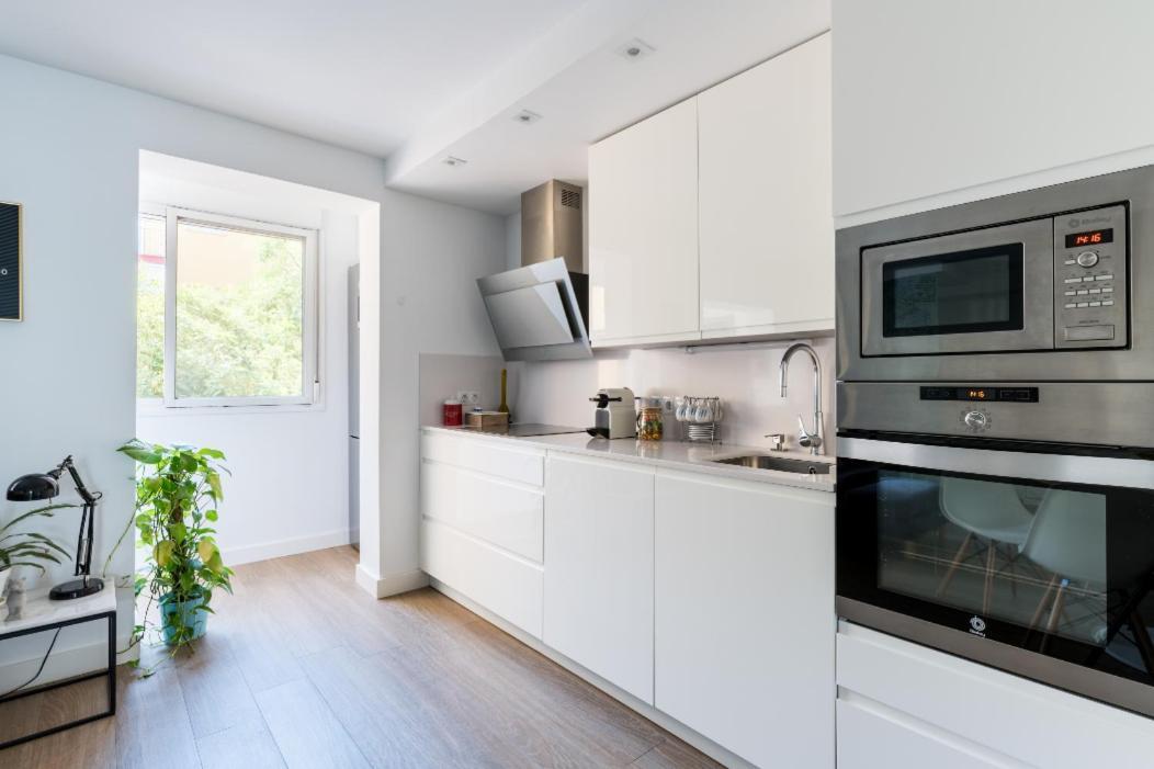 Apartamento Moderno En Triana 2 Dormitorios Y Aire Acondicionado Σεβίλλη Εξωτερικό φωτογραφία